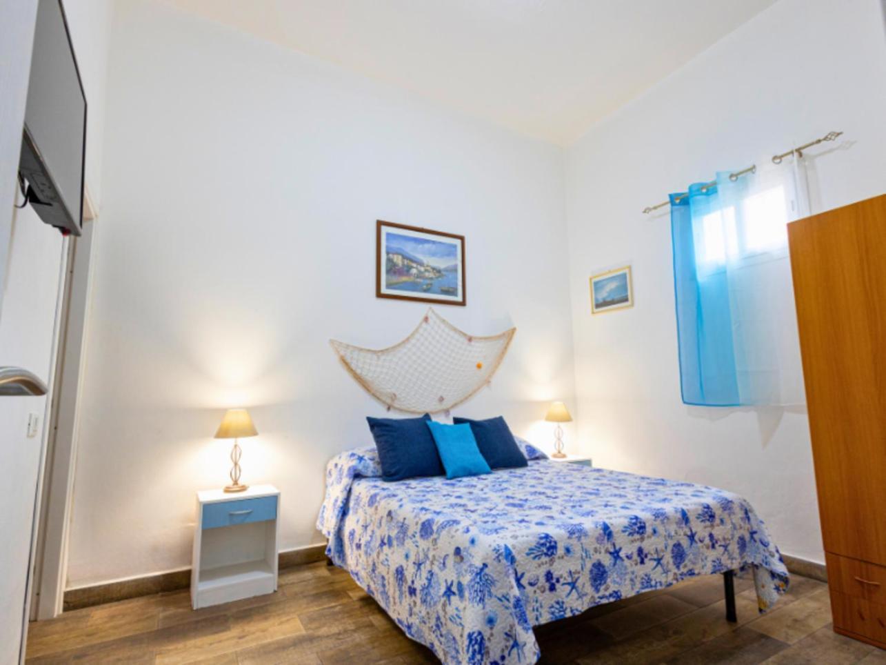 Lovely Apartment In Palermo-Sferracavallo Esterno foto