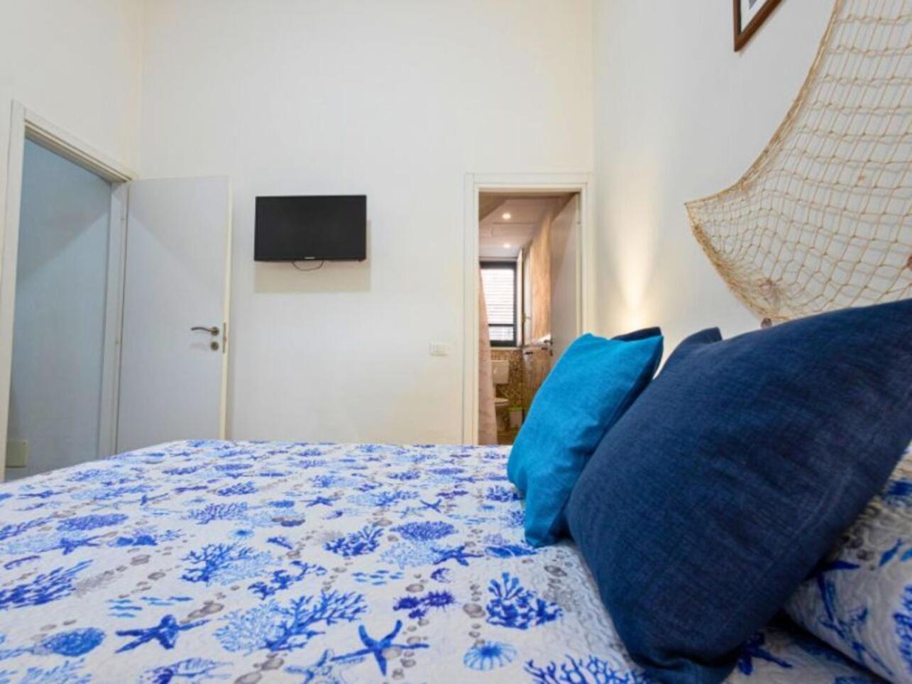 Lovely Apartment In Palermo-Sferracavallo Esterno foto